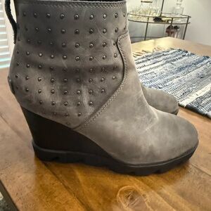 Sorel Joan Uptown Studs Booties